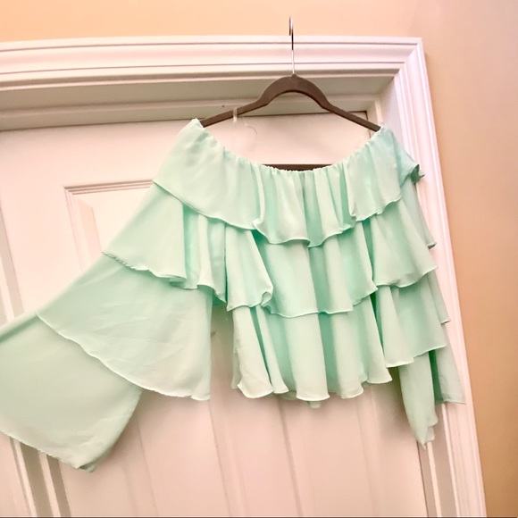 Long sleeve off the shoulder top - Picture 2 of 3